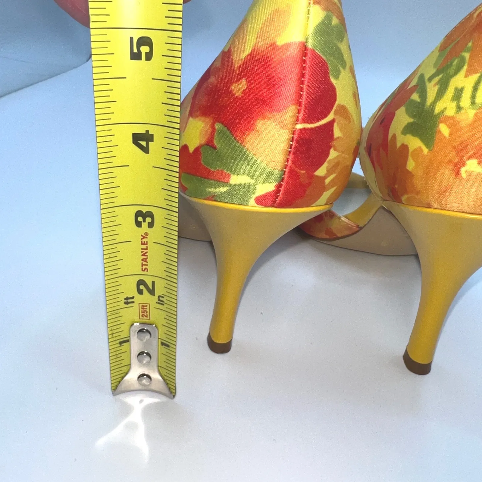 AK Anne Klein AK Kalei Womens 6M Yellow Floral Peep Toe Rose Heels Shoes Festive Size 6 - Image 11