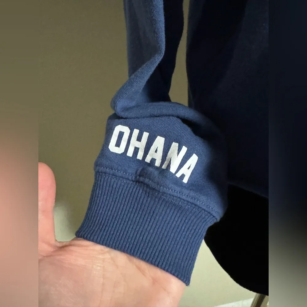 NWOT Disney Blue and White Stitch Ohana Graphic Sweater crop top style Size XL - Image 6