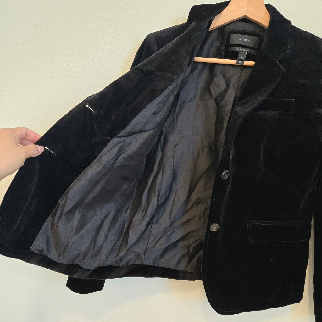 J. Crew women blazer Black velvet sz 6 2 buttons preppy academia schoolboy - Image 6