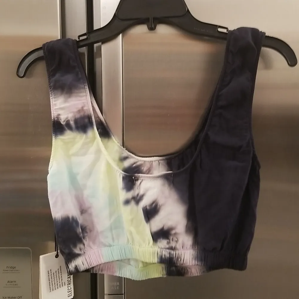💕ELECTRIC & ROSE💕 Linda Crop Top ~ Onyx Lavender Glow Tie Dye Pattern XS NWT Black - Image 7