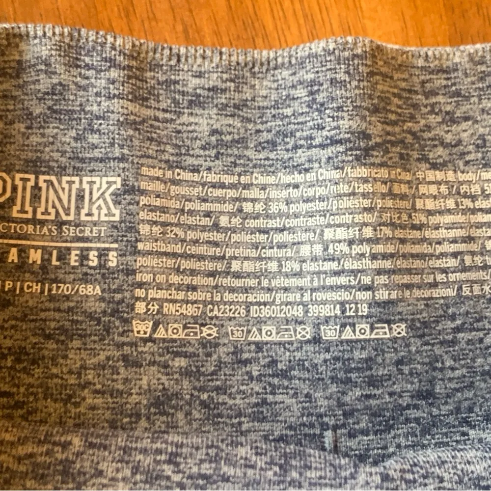 PINK Victoria Secret seamless workout leggings. Gray/navy size Small - Image 7