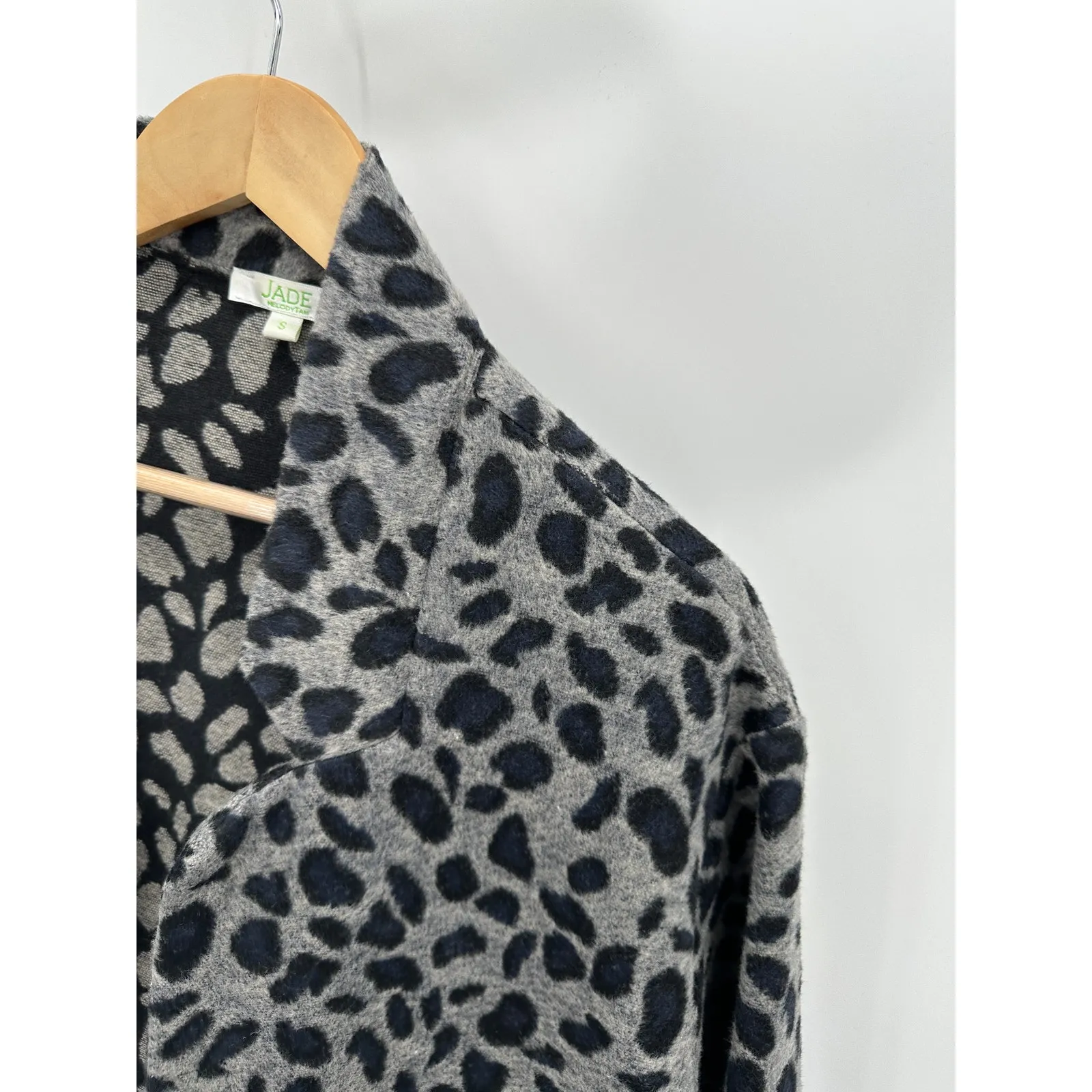 JADE Melody Tam Grey Navy Blue Cheetah Open Front Jacket Women's Size Small S Gray - Image 5