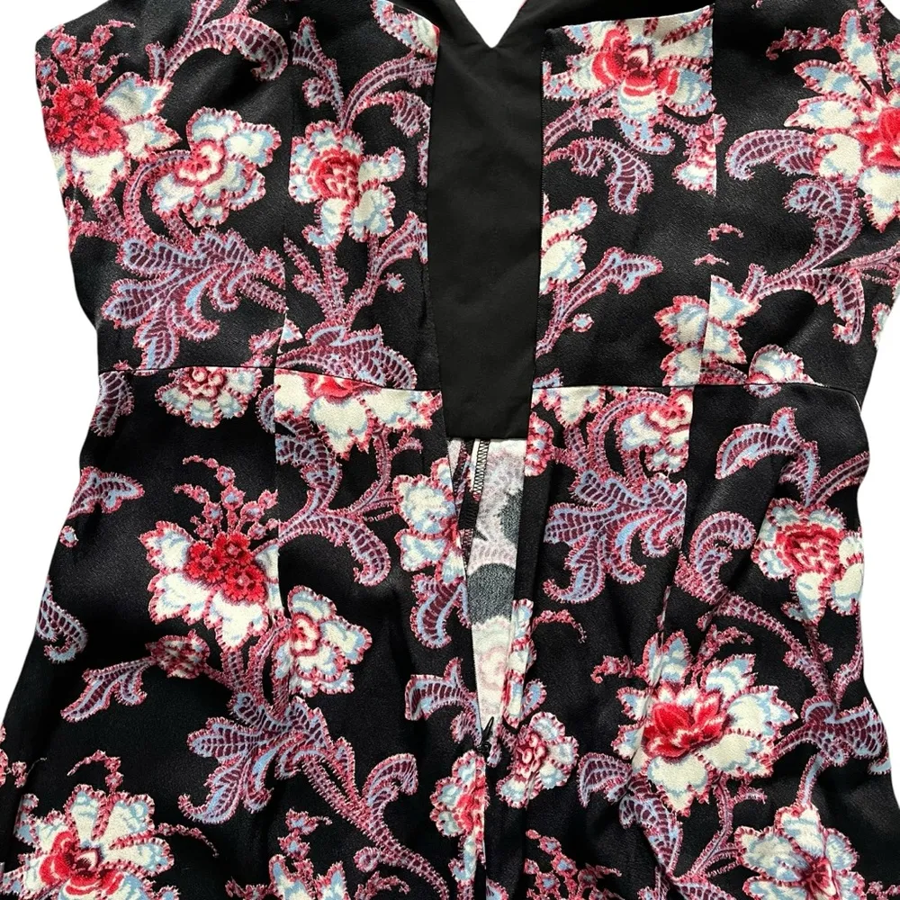 Club Monaco Floral Cropped Leg Jumpsuit Flutter Sleeve, Sz 2 - Image 10