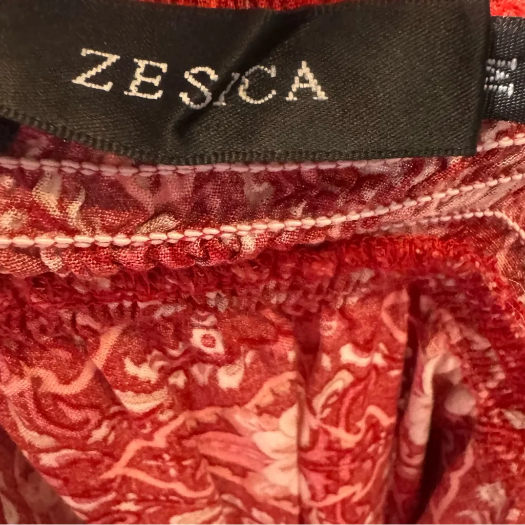 Red boho smocked halter maxi dress with cutout and gathered side size medium - Image 5