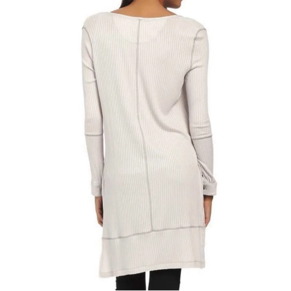 EUC Free People Gwen Henley High Low Ribbed
Tunic Top Size Small - Image 2