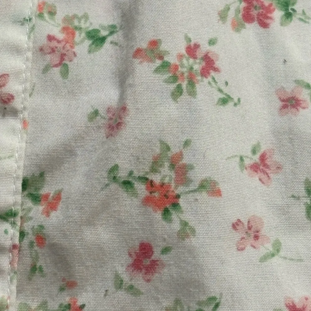 COPY - Vintage Basic Editions Button Up Blouse White Pink Roses Size Large - Image 13