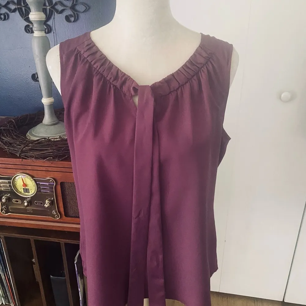 LOFT Plum Sleeveless Top with Bow - Image 4