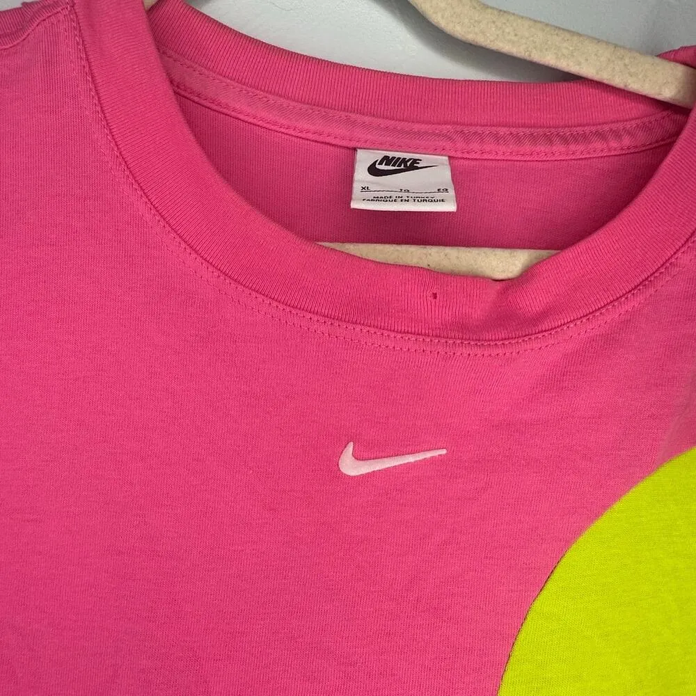 Nike Uphoria Cut and Sew Center Swoosh Short-Sleeved T-Shirt Size XL Pink Green - Image 2