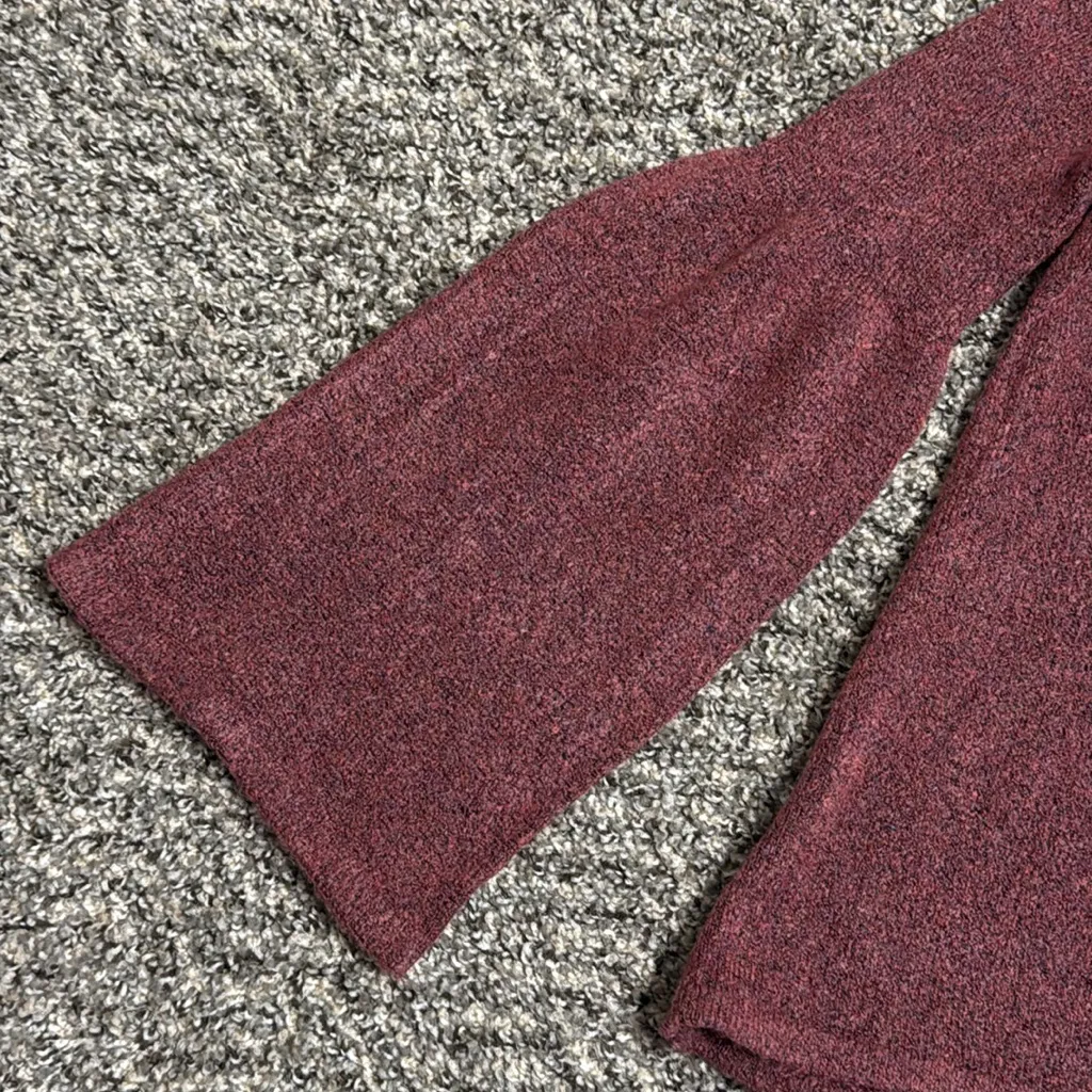 American Eagle Outfitters Sweater - Image 4