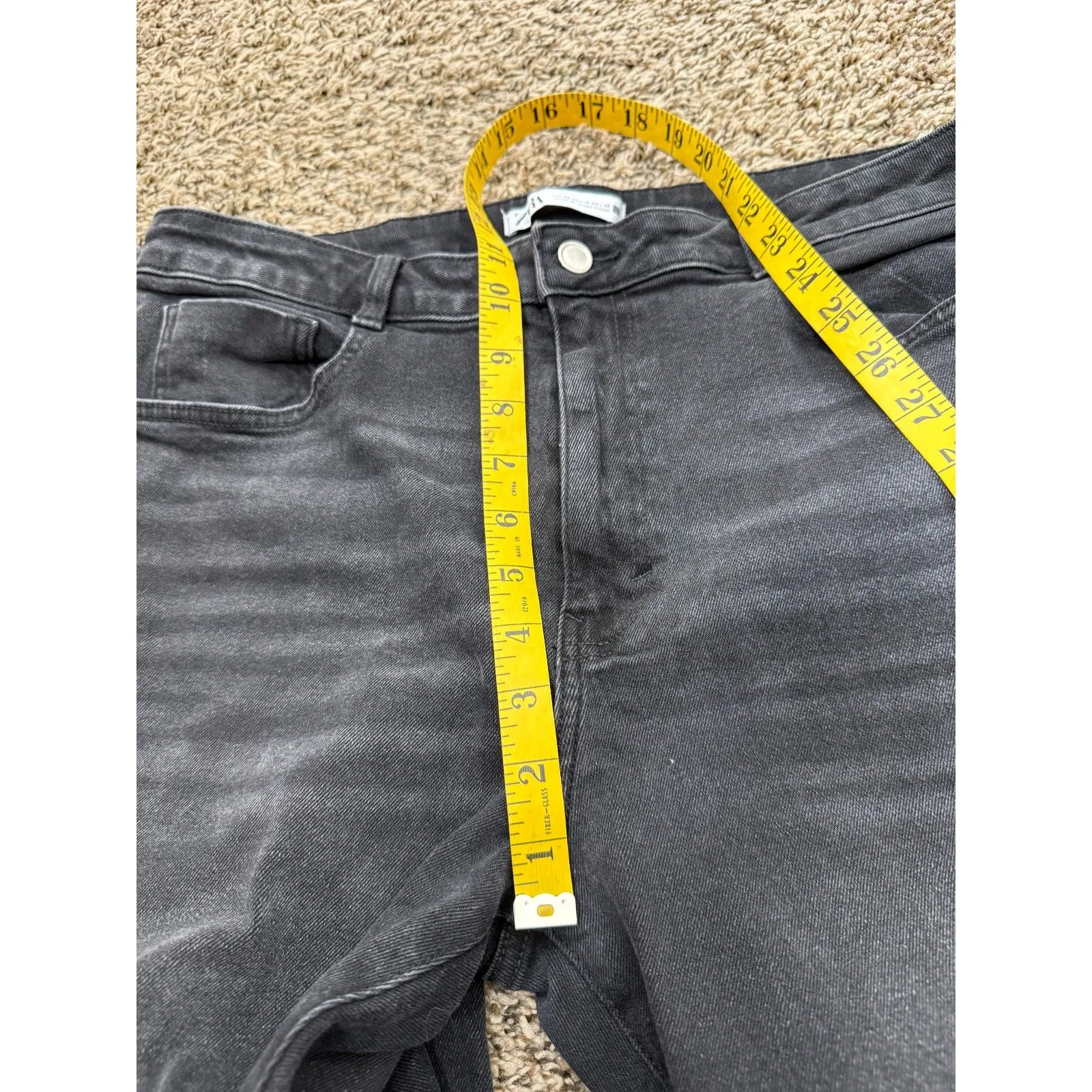 Zara Black High Rise Straight Leg Jeans Womens Sz 14 Raw Hem Boho Wide Leg - Image 9