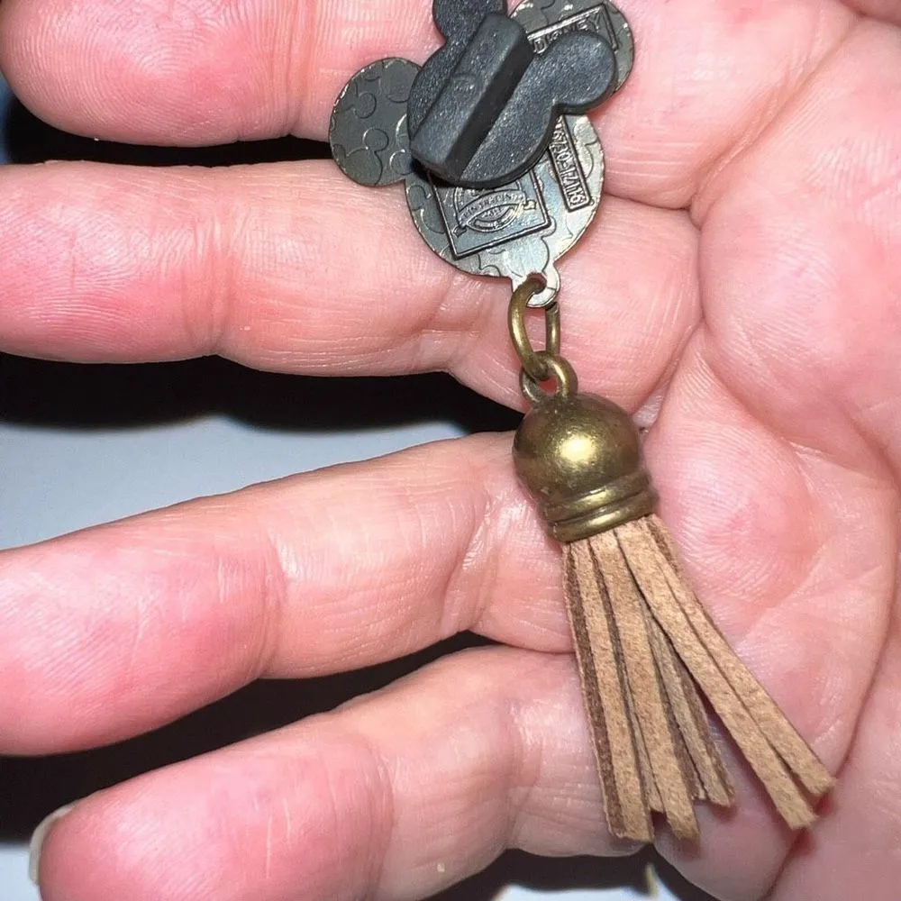 Disney Mickey Icon Pin - Tassel - Image 3