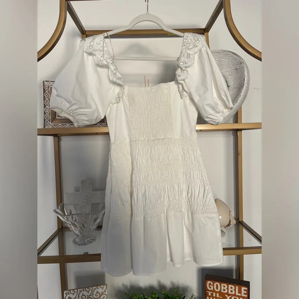 NWOT Astr Patina Dress size Small white smock lace - Image 5