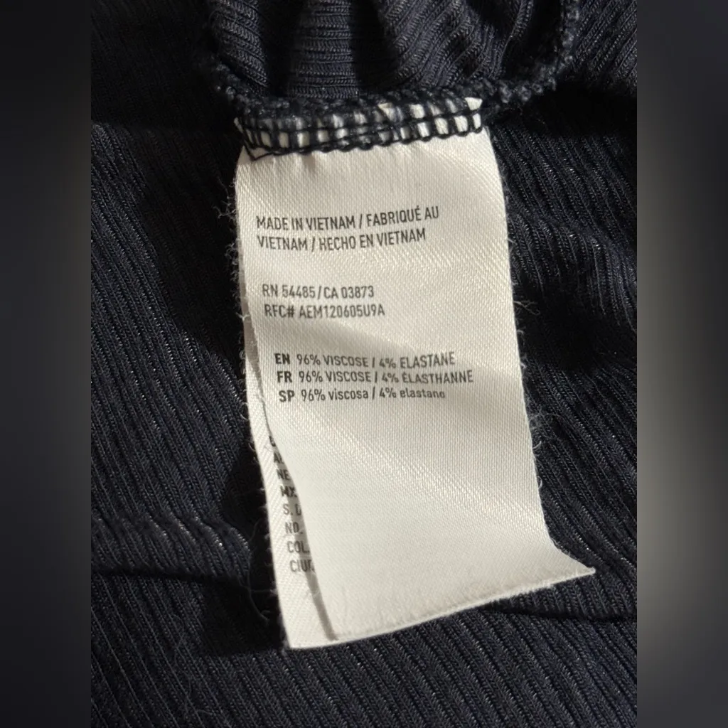 American Eagle Outfitters Charcoal Ribbed Tee - Image 4