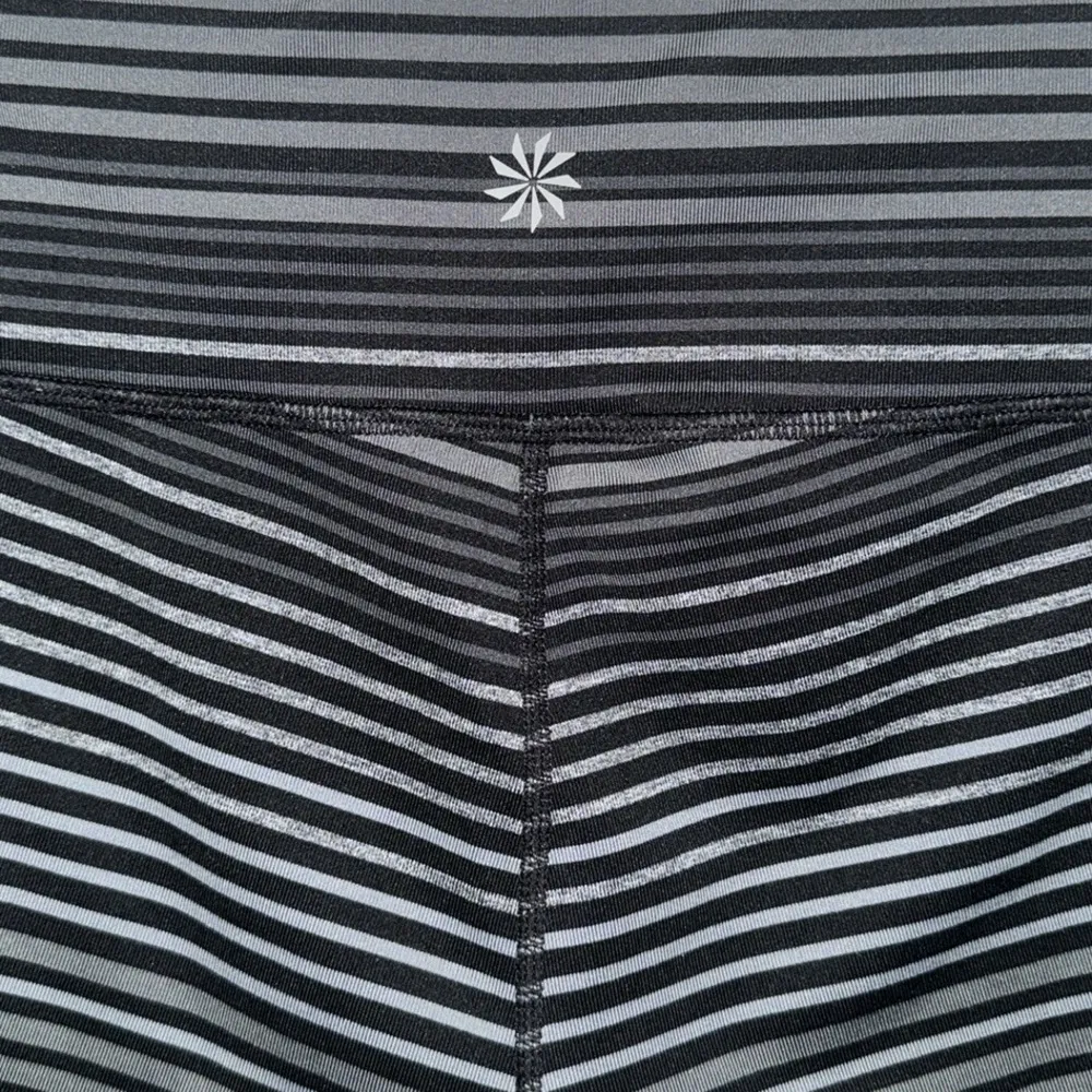 Athleta Colorblock Stripe Chaturanga Black Gray Tight Leggings Sz ST Small Tall - Image 8