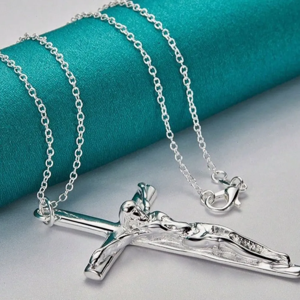 925 Sterling Silver Crucifix unisex Pendant Necklace - Image 2
