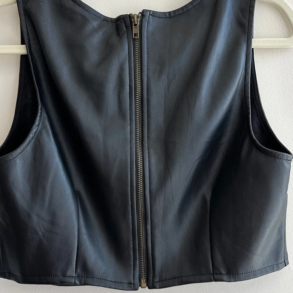 Kirious Faux Vegan Leather Cropped Tank Top, Black Tank, Women’s Size Large - Image 12