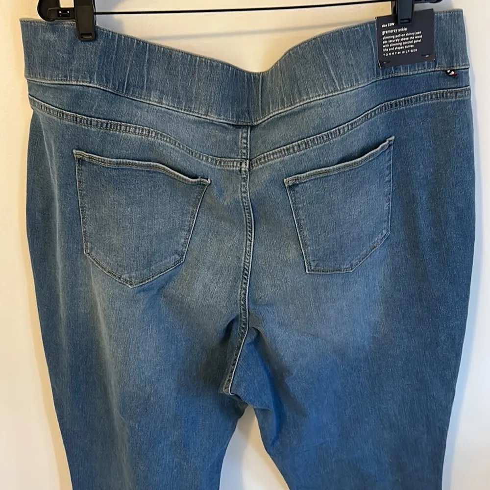 Tommy Hilfiger Gramercy Ankle Pull On Skinny Jeans - Image 6