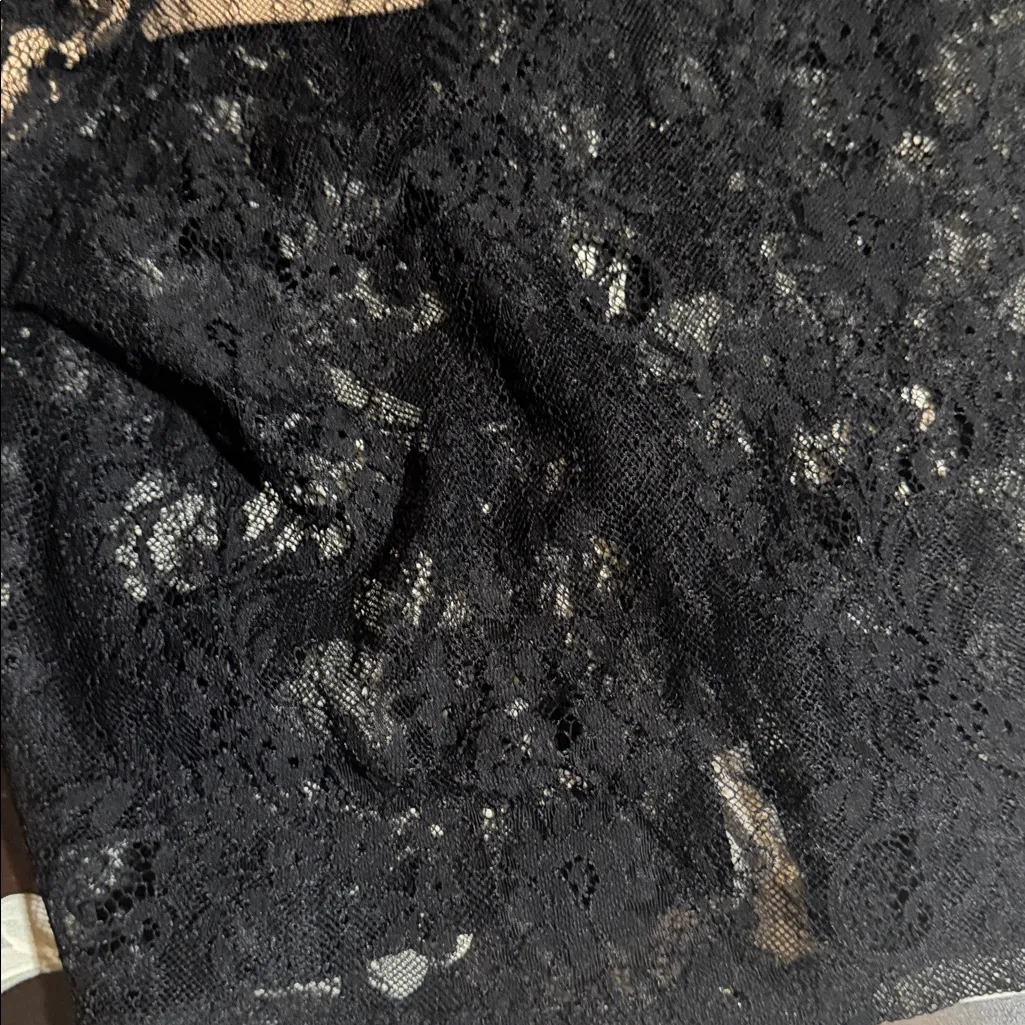 BEBE LACE OVERLAY MIDI DRESS - Image 8