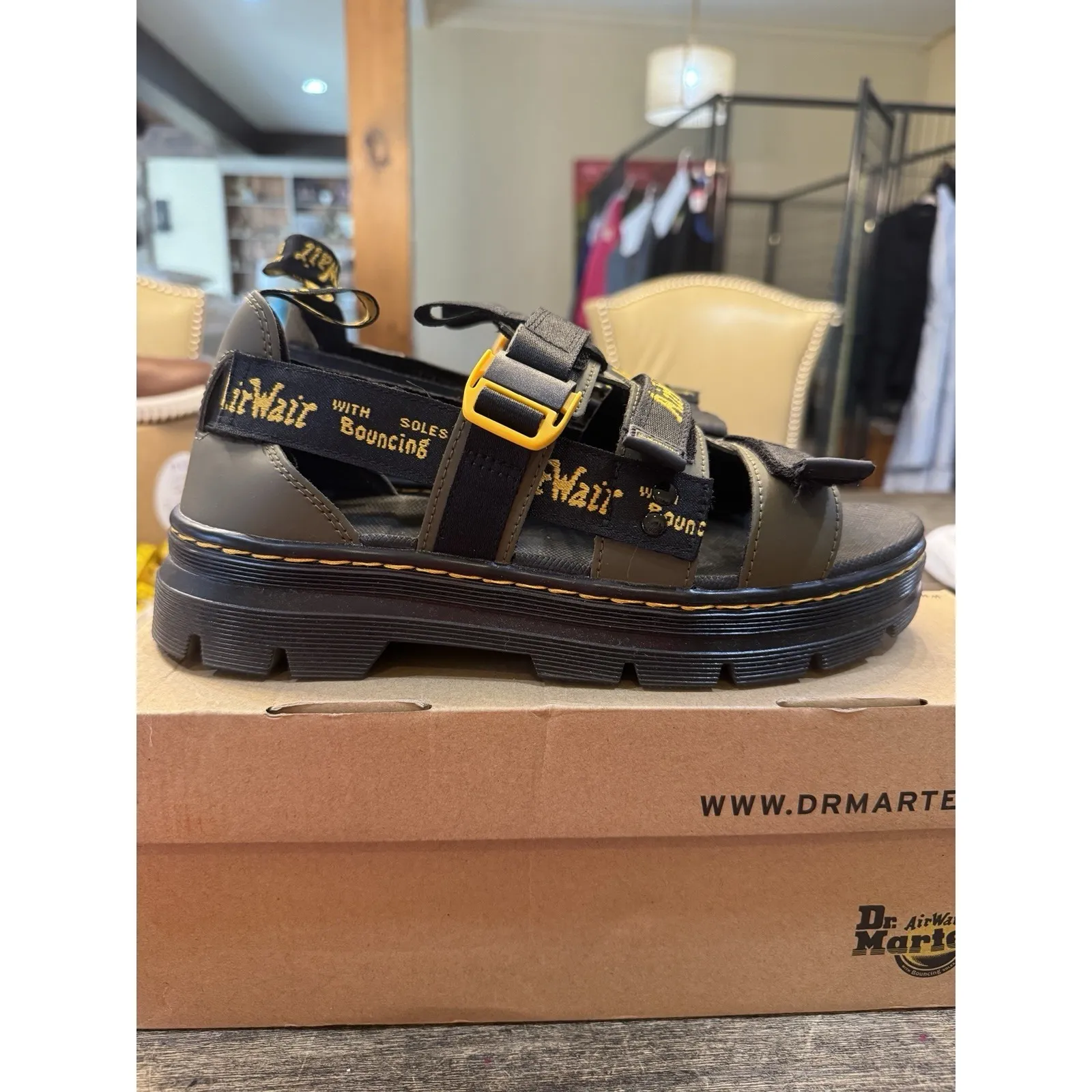 Doc Martens Pearson II Webbing Sandals Olive Green Size 9 Women 8 Men Platform - Image 3