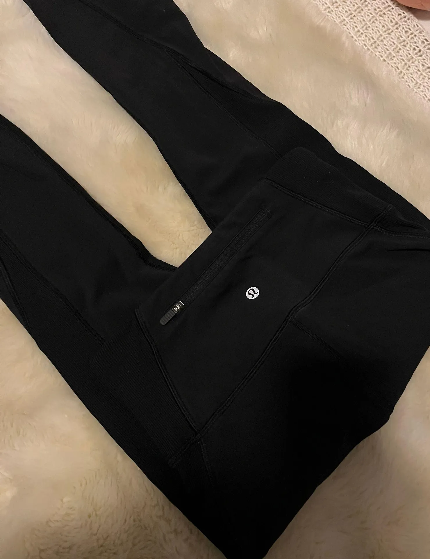 Ankle-Length Leggings - Image 2