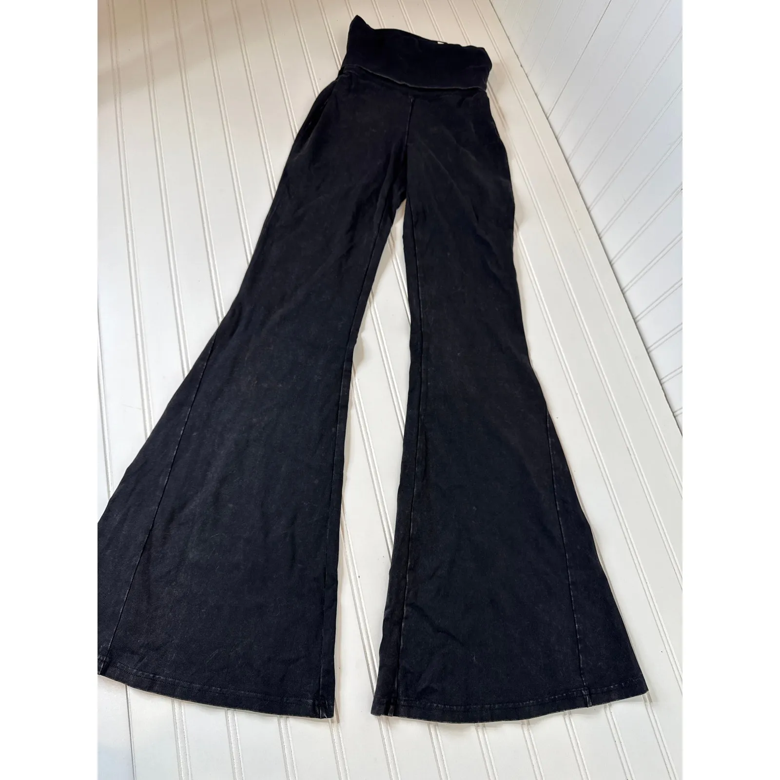 NWT Aerie Offline Black Fold-over Leggings Performance Gym Workout Yoga Size XS - Image 2