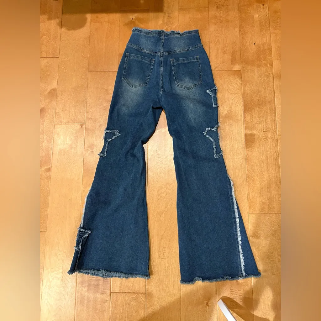 Romwe hippie flare stretchy boho  jeans frayed stars  sz M 6 8 high rise - Image 4