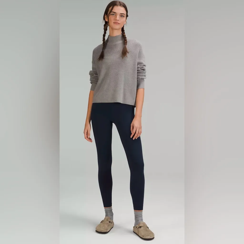 NWOT Lululemon Align High Rise 25” Leggings True Navy Size 4 - Image 2