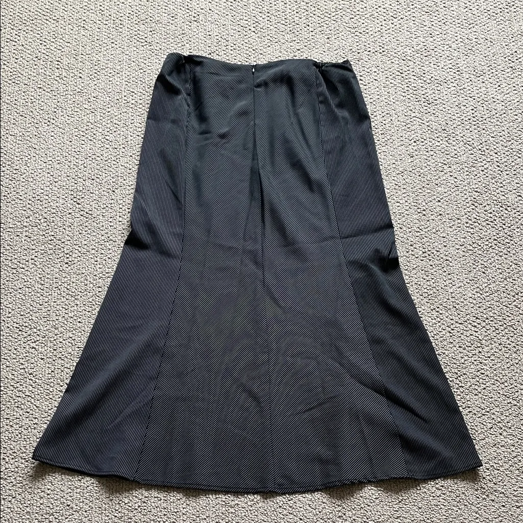 Dialogue Classic Black A-Line Skirt - Image 9