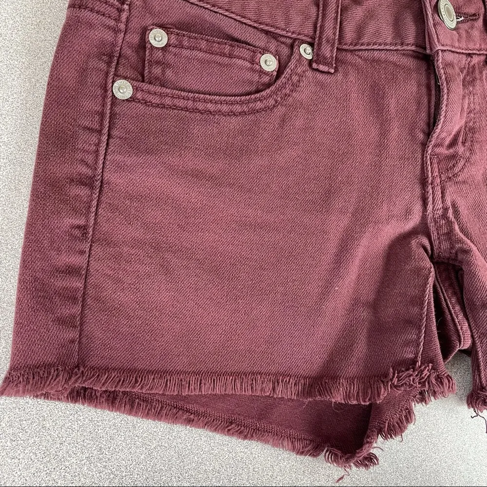 American Eagle Maroon Frayed Hem Shorts - Image 5