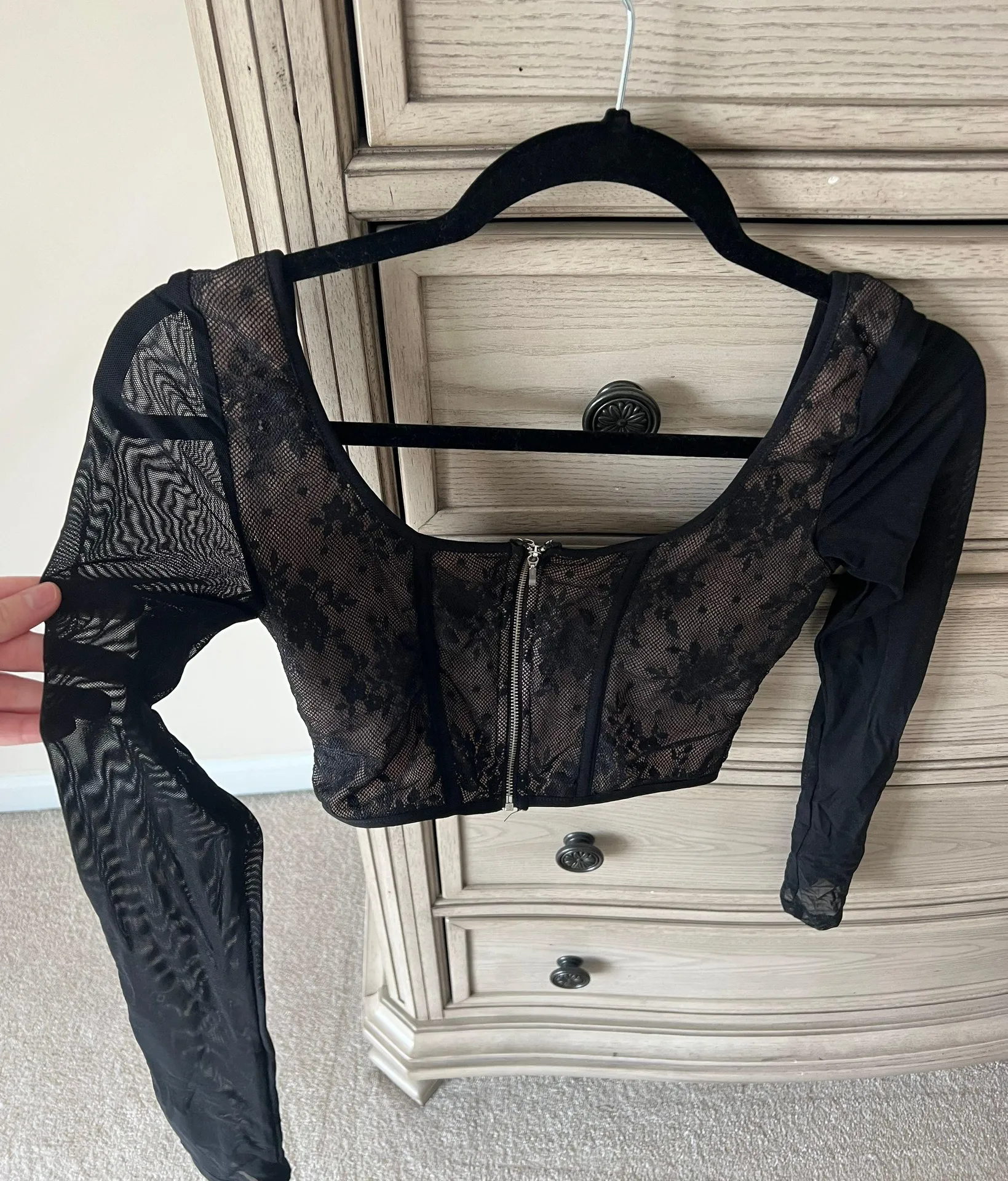 White fox Black Lace Long Sleeve Corset Top - Image 4