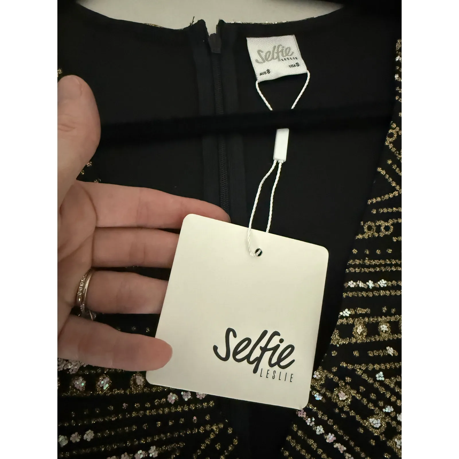 Selfie Leslie Black Gold Glitter Batwing Sleeve Short Mini Dress Cocktail S NWT - Image 4