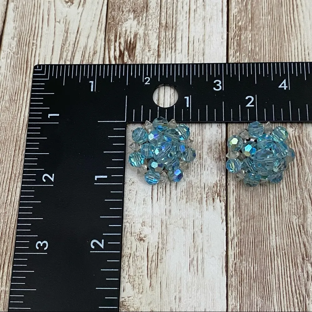 Vintage Blue Aurora Borealis Cluster Clip Earring - Image 8