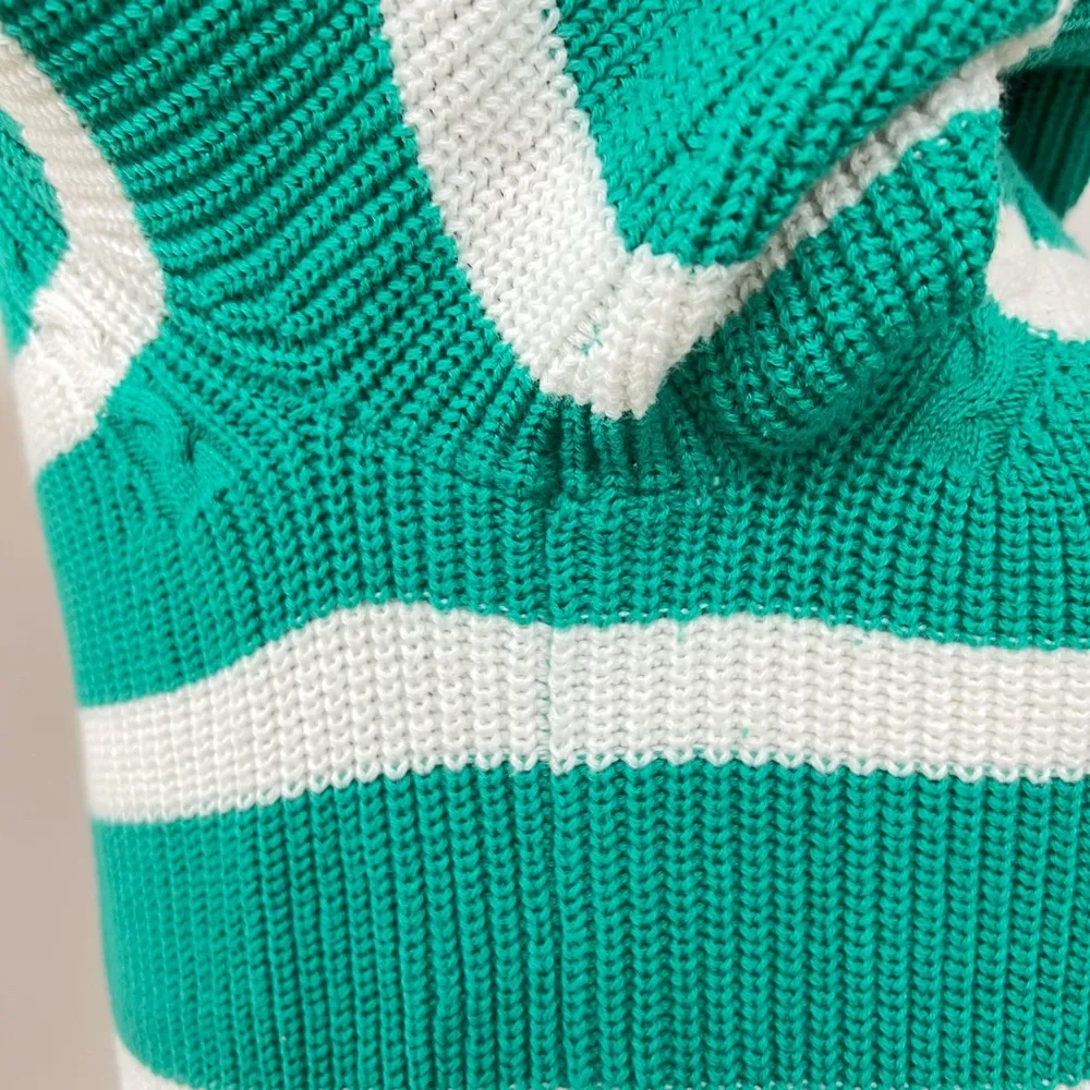 Tommy Hilfiger Striped Sweater M - Image 9