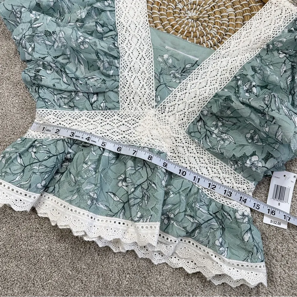 NWT En Saison Women’s Caudry Lace Top Blouse Shortsleeve Cottagecore in Teal S Green - Image 11