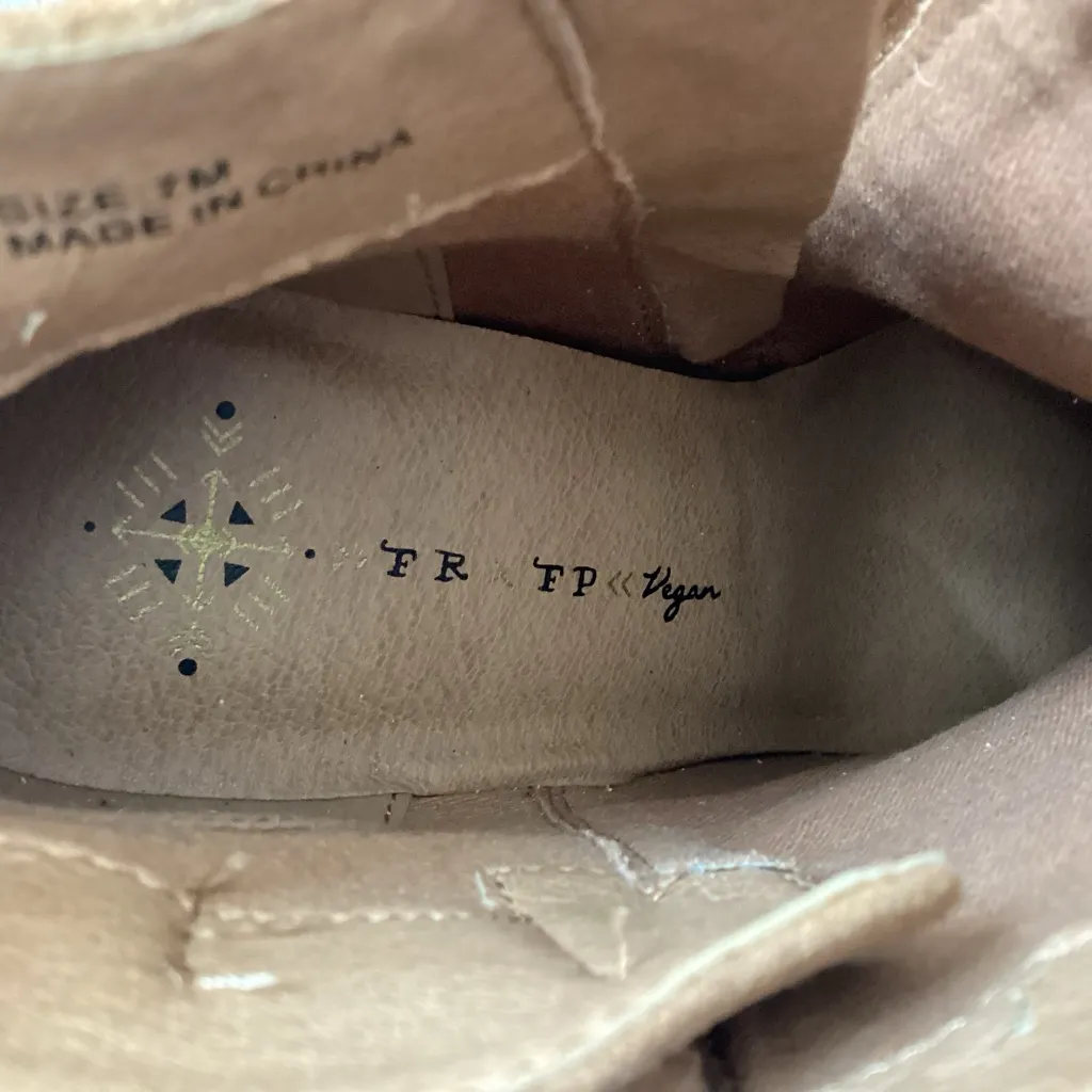 FR x FP Vegan Alameda  Ankle Boots Size 7M - Image 9