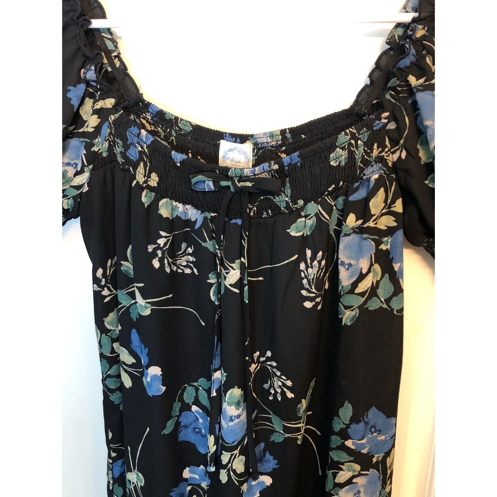 Francesca’s Blue Rain blue/black floral mini dress, Size Small - Image 6