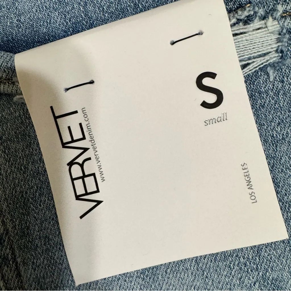 Vervet Women’s Cortney Mom Distressed Denim Shorts - Image 11