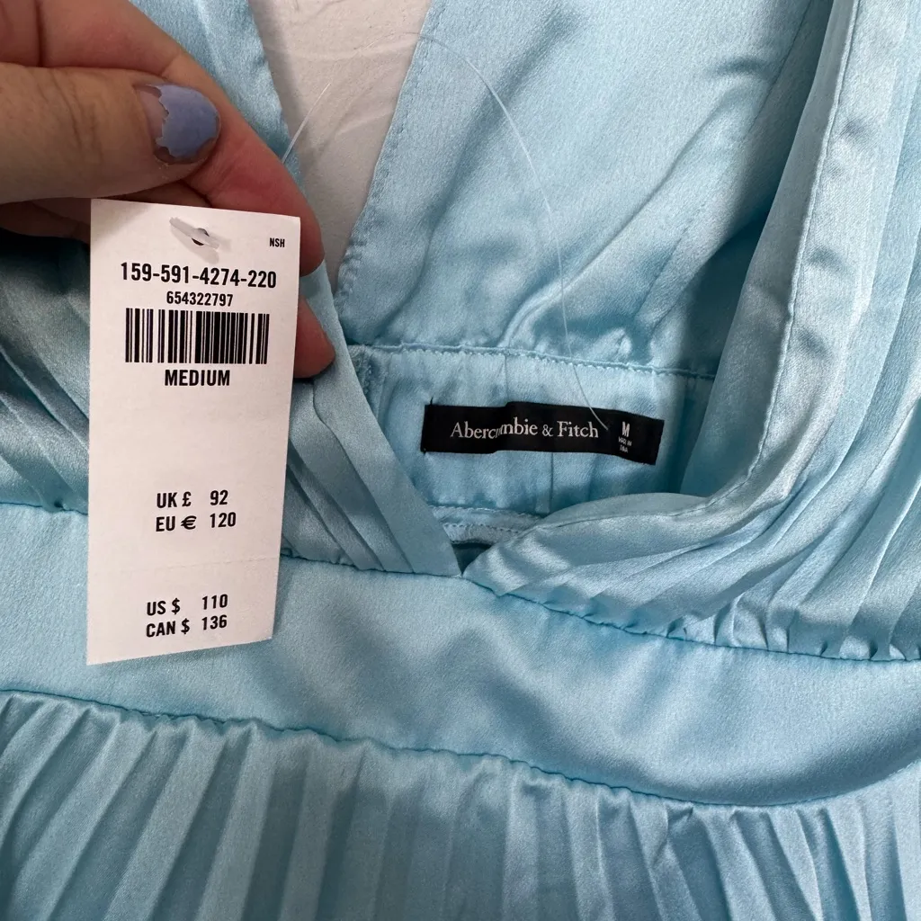 NWT Abercrombie & Fitch Plunge Pleated Mini Dress - Image 8