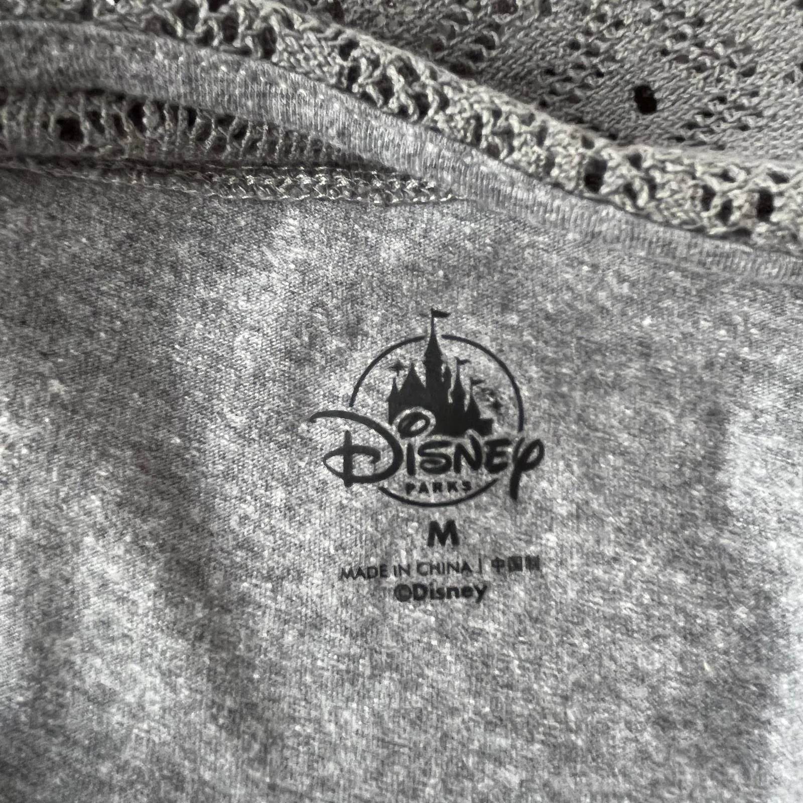 Disney Parks Winnie the Pooh Women Tee Top M Y2K Lace Back Quote Whimsical Cozy Gray Size M - Image 9