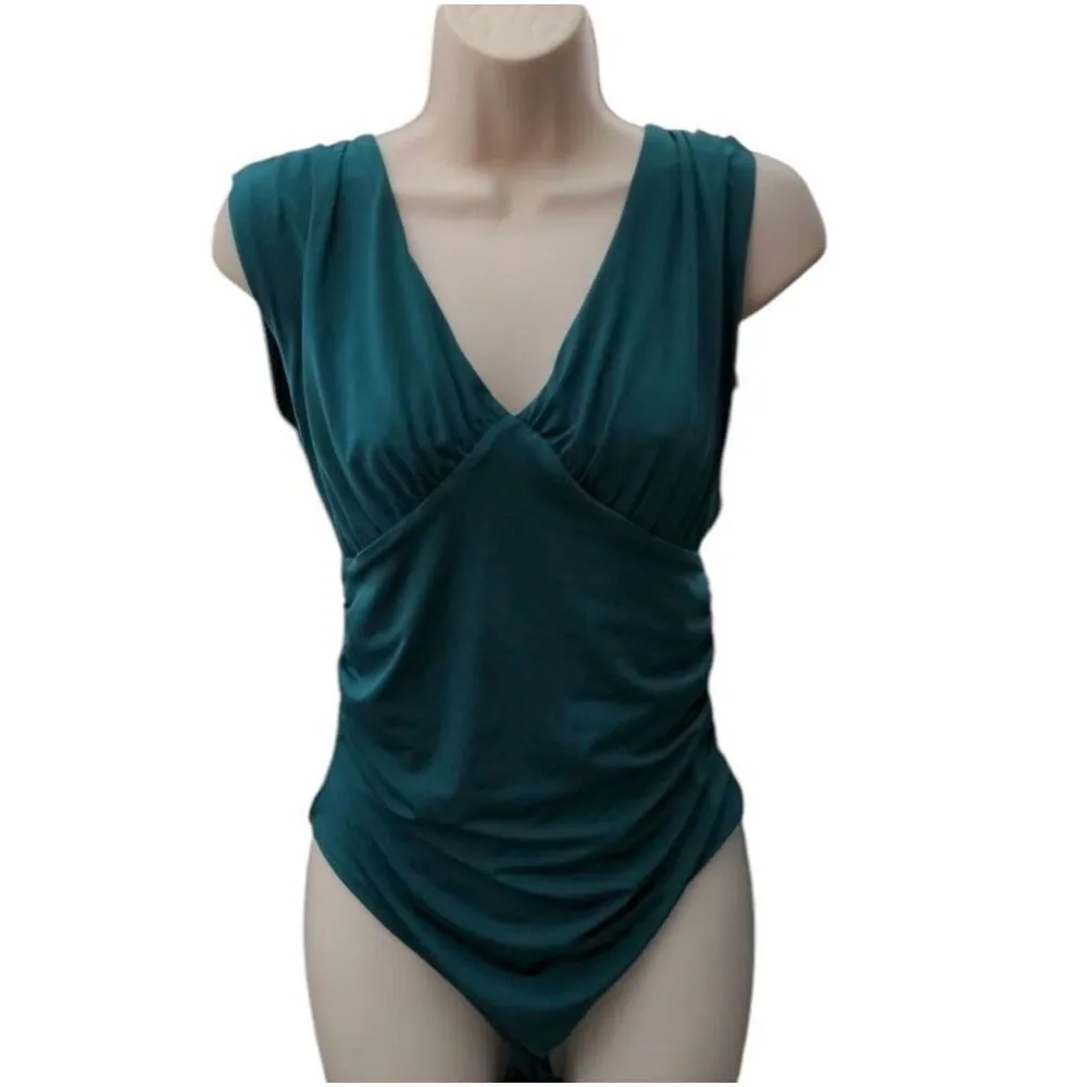 ✨EXPRESS Green Body Contour Double Layer Empire V Neck Sz XS Bodysuit✨ - Image 5