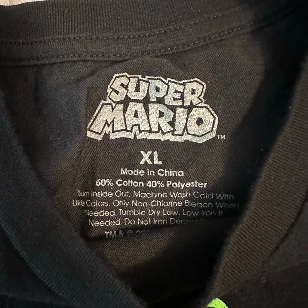 Super Mario Characters Graphic Black Tee Size XL - Image 4