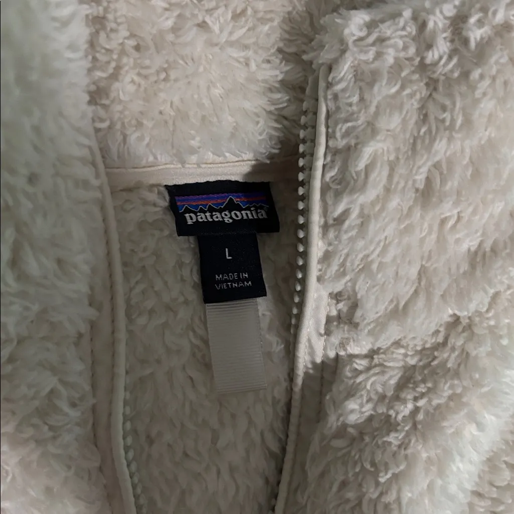 Patagonia Cream Quarter-Zip Sweater - Image 3