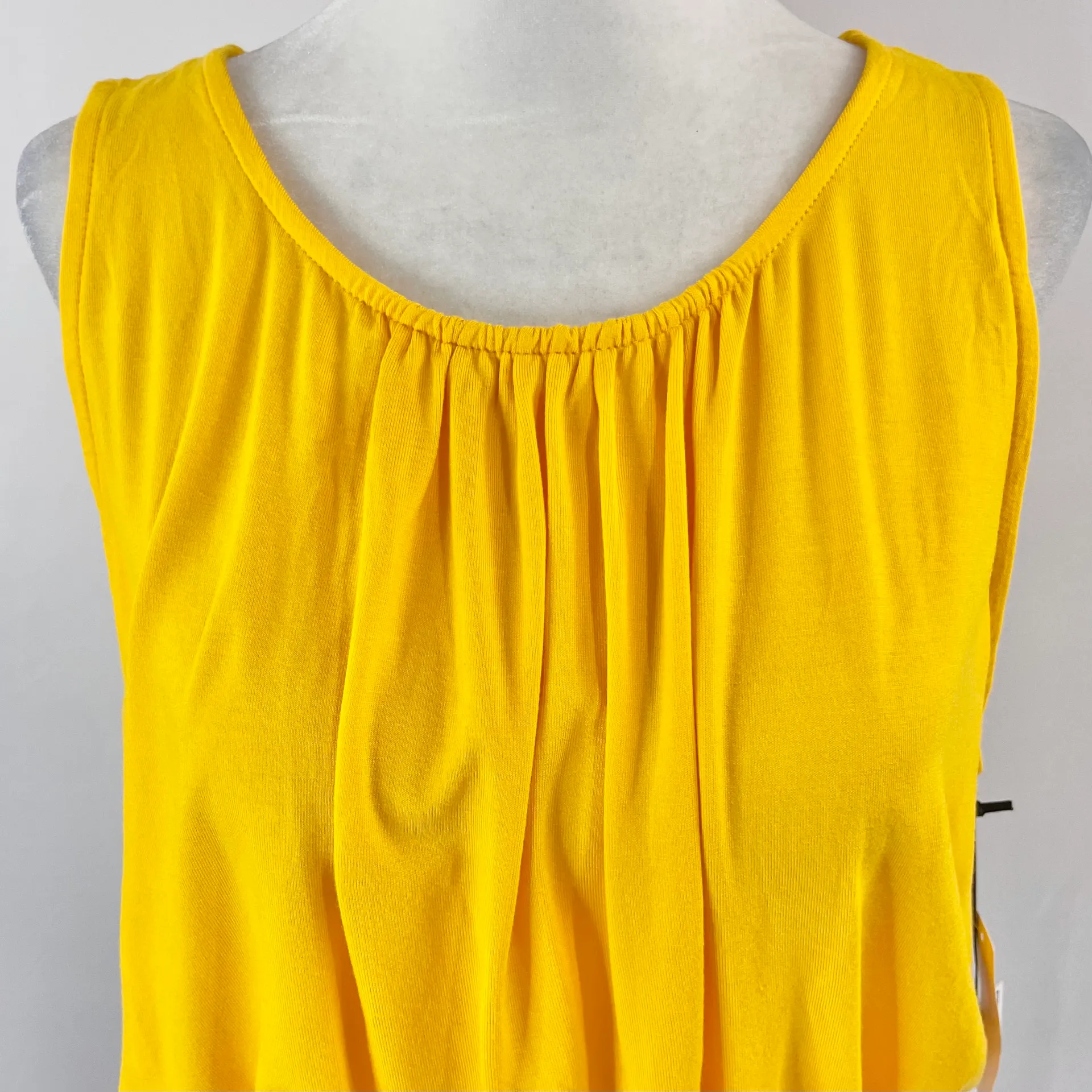 New 1 State Smocked Hem Crop Tank Top Sunflower Yellow - Image 4