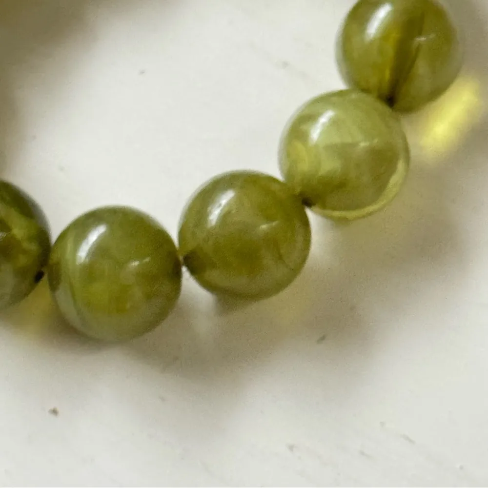 Olive Green Elastic Band Fashion Stackable Statement Translucent Bead Bracelet - Image 4
