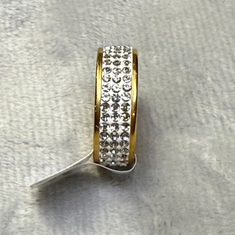 Gold Tone Stainless Steel Ring with Clear Rhinestone Inlay Size 9.25 US - Image 14
