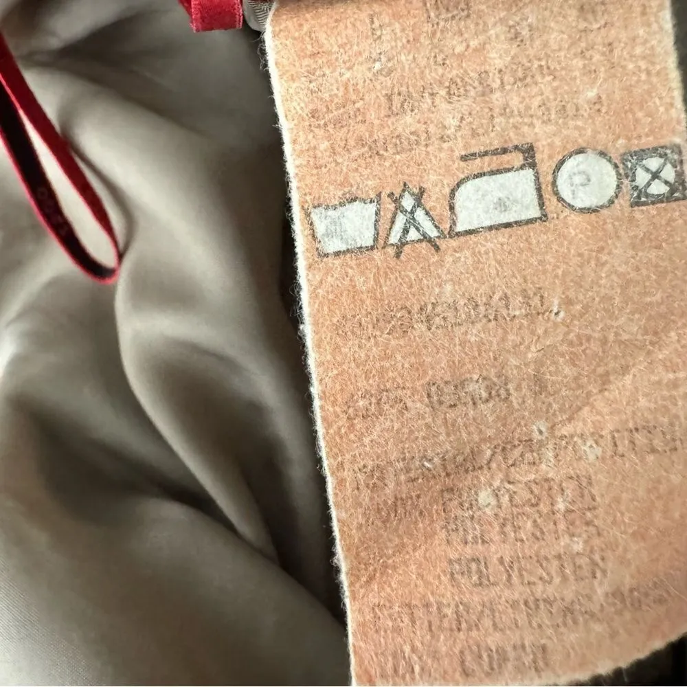 Hugo Boss mini skirt size 6 - Image 5