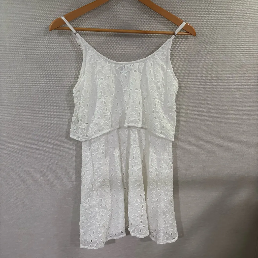 Abercrombie & Fitch White Floral Eyelet‎ Dress Size Medium - Image 2