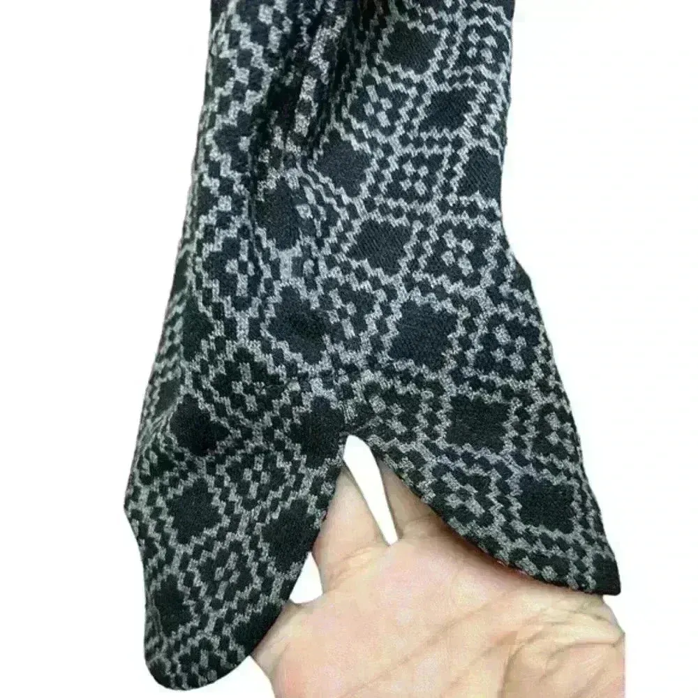 J.jill Women's Ponte Geometric Printed Long Sleeve Casual Top‎ in Black and Gray - Image 3