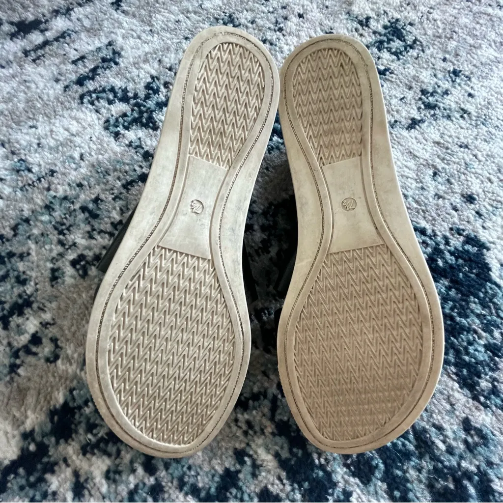 Eileen Fischer Sandals - Image 3