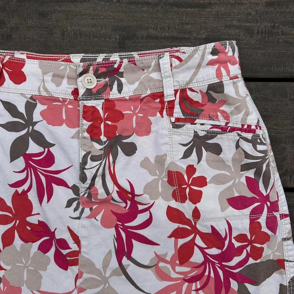 Y2K Red/Tan Croft & Barrow Floral Mini Skirt Skort w/ Built in Shorts - Image 2